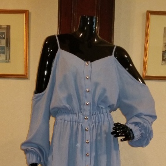 Dresses & Skirts - Maxi Dress